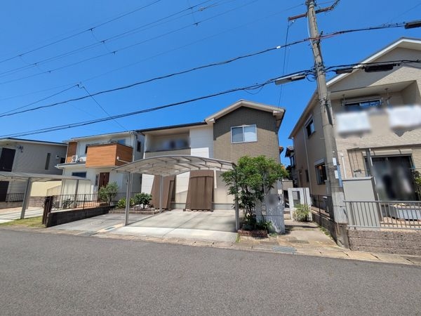 栗東市小平井２丁目の中古一戸建て