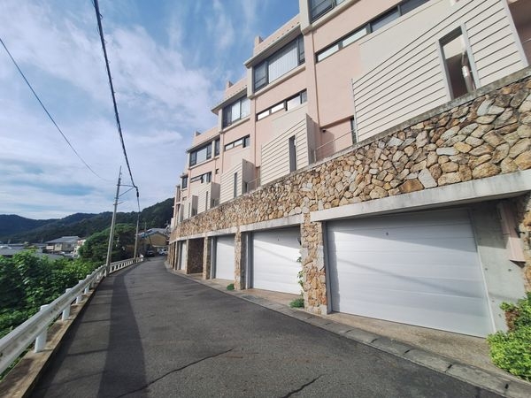 ティアラ・ガーデンシティセントコート中古マンション