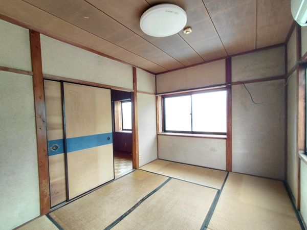 京都市山科区御陵鴨戸町の中古一戸建て