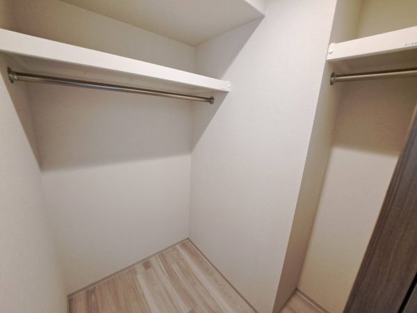 プレサンスロジェ大津京レイクヴィラ　中古マンション