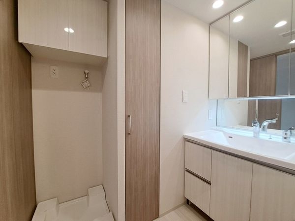 プレサンスロジェ大津京レイクヴィラ　中古マンション