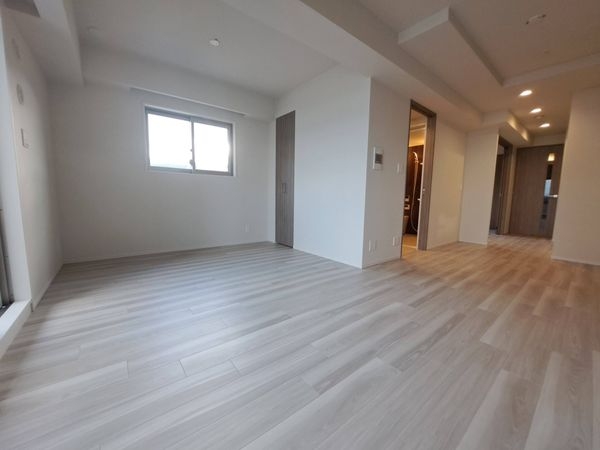 プレサンスロジェ大津京レイクヴィラ　中古マンション