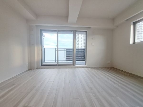 プレサンスロジェ大津京レイクヴィラ　中古マンション