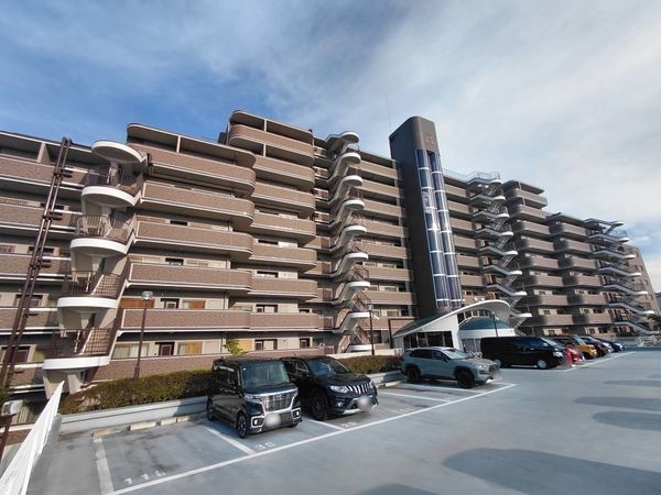 ダイアパレス吹田ウインドヒル 中古マンション