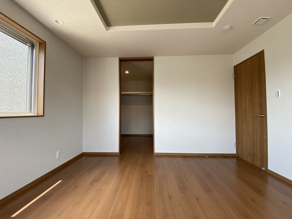 栗東市川辺　新築一戸建て　２期　５３－２号棟