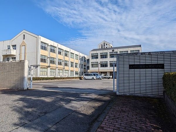 大津市仰木の里７丁目の中古一戸建て(大津市立仰木の里小学校)