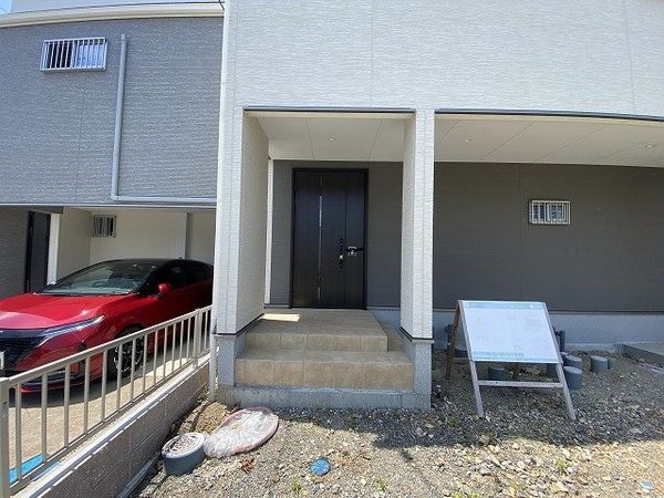 草津市木川町　新築一戸建て　２期　３号地