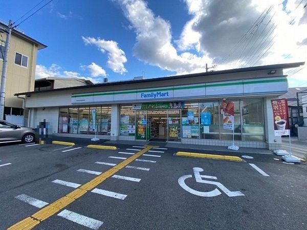 京都市山科区川田山田　新築一戸建て　全１区画(ファミリーマート京都清水焼団地店)