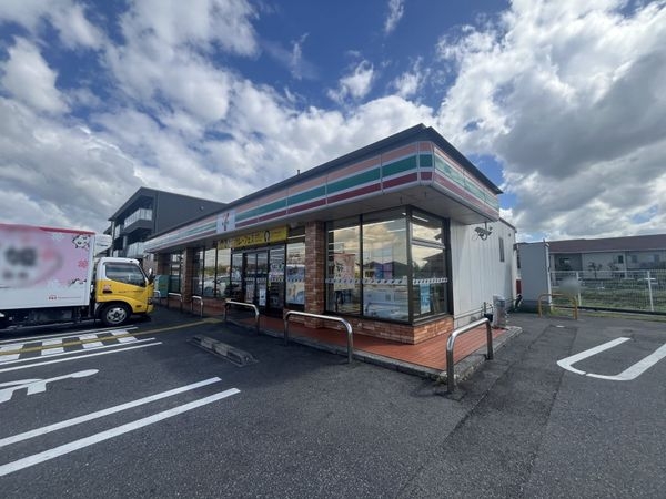 草津市上笠１丁目の中古一戸建て(セブンイレブン草津野村5丁目店)