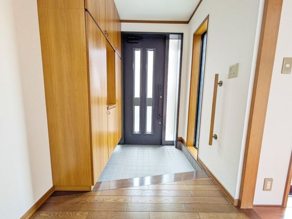 草津市西渋川２丁目の中古一戸建て