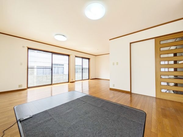 草津市西渋川２丁目の中古一戸建て