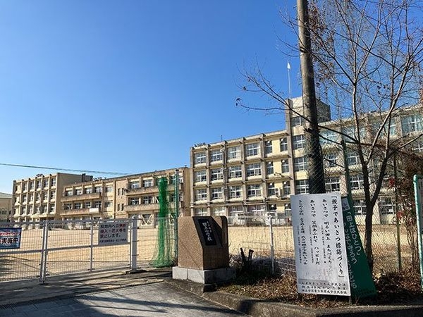 大津市里６丁目の中古一戸建て(大津市立田上小学校)