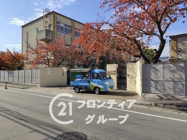グランデュール鴨川３番館　中古マンション(京都市立下鳥羽小学校)