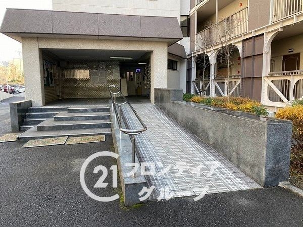 山科南団地Ｅ棟　中古マンション