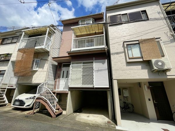 京都市山科区勧修寺西栗栖野町の中古一戸建て