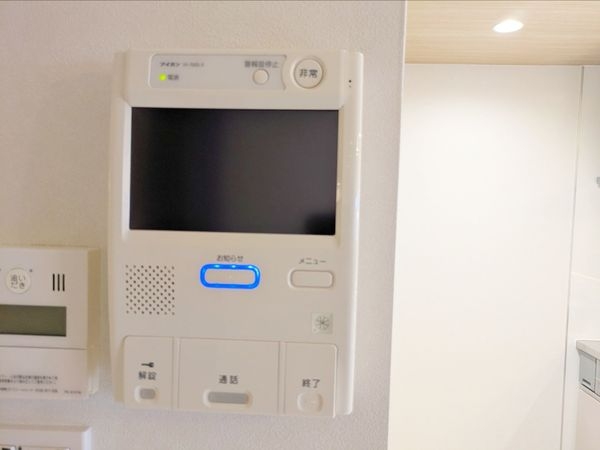 シャルマンコーポレイクシティ瀬田　天然木フルリノベーション…