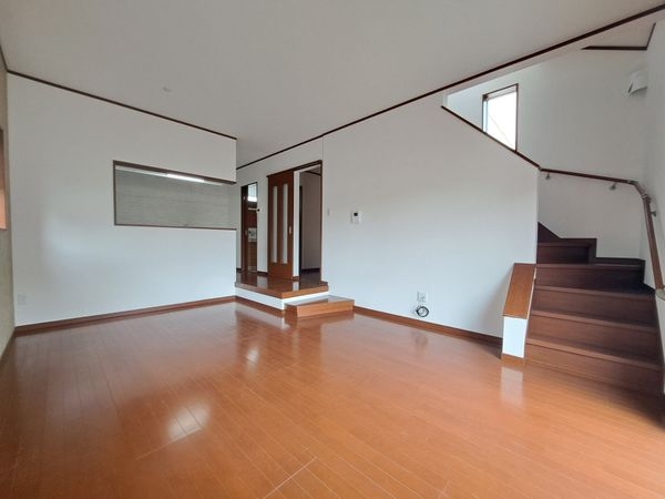 大津市石居１丁目　中古一戸建て