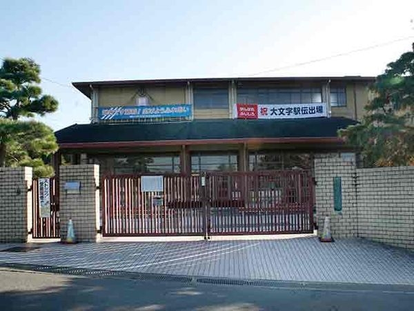 京都市伏見区深草大亀谷万帖敷町の中古一戸建て(京都市立藤城小学校)