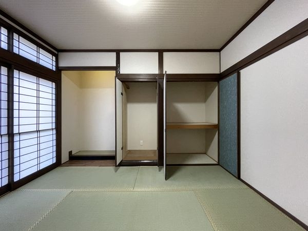 京都市伏見区深草大亀谷万帖敷町の中古一戸建て