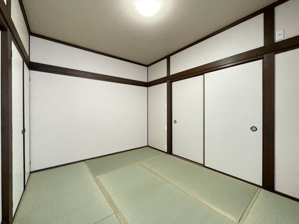 京都市伏見区深草大亀谷万帖敷町の中古一戸建て