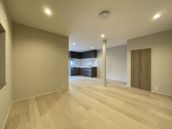 京都市伏見区深草大亀谷万帖敷町の中古一戸建て