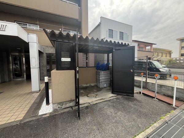 グローバル守山３　中古マンション