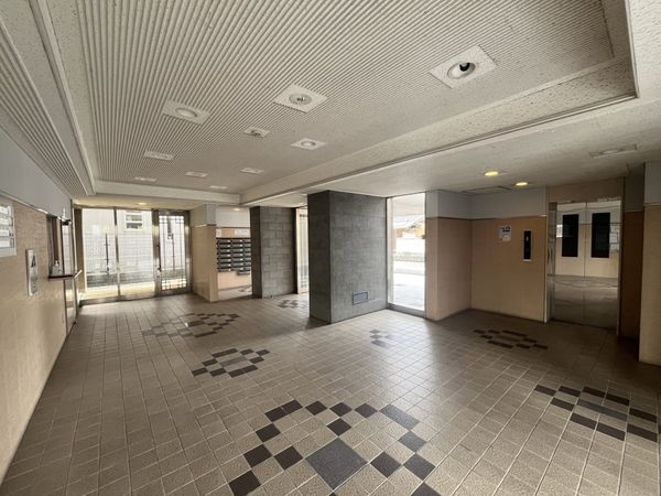 グローバル守山３　中古マンション