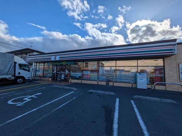シャリエ草津大路　中古マンション(セブンイレブン草津大路2丁目店)