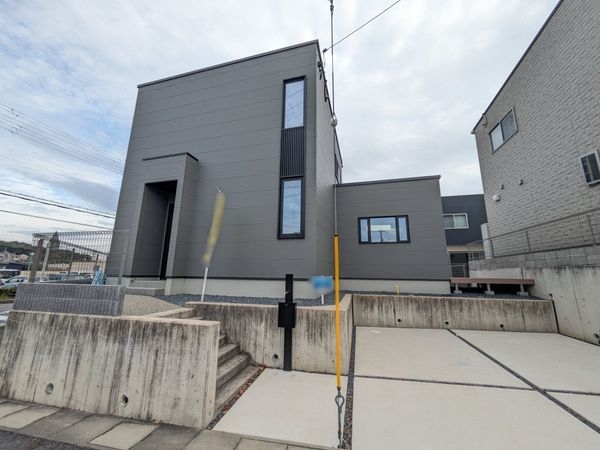 大津市大平２丁目　新築一戸建て　１号棟