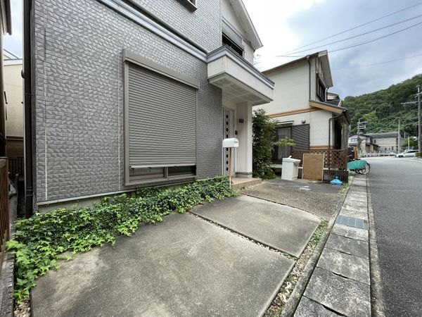 京都市山科区上花山旭山町　中古一戸建て