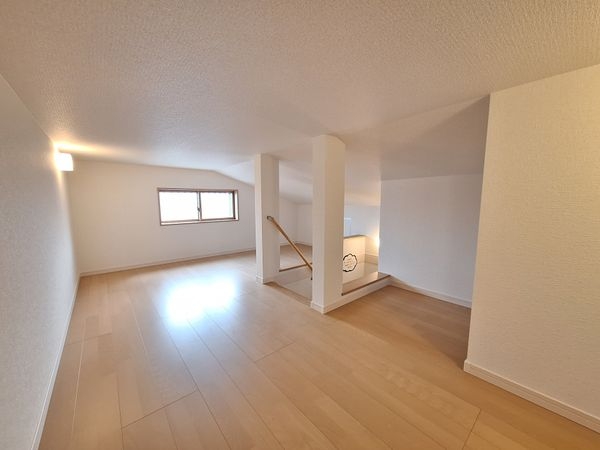 栗東市川辺　新築一戸建て　１期　３号棟