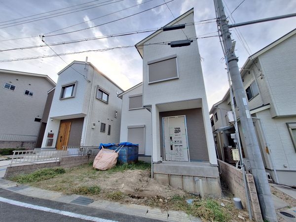 大津市石山寺４丁目　新築一戸建て　１期　２号地