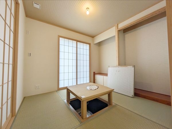 大津市石山寺４丁目の中古一戸建て