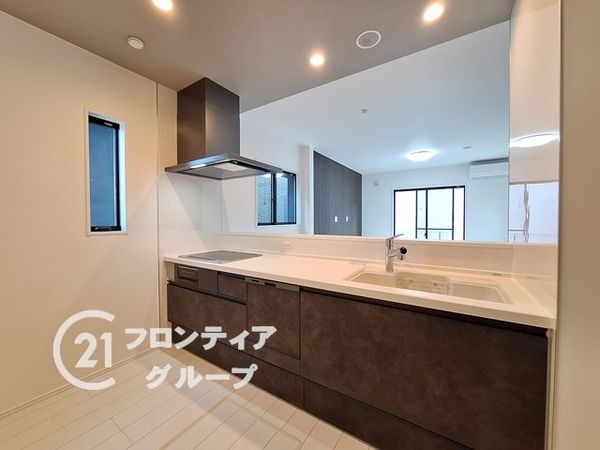 大津市下阪本２丁目の中古一戸建て