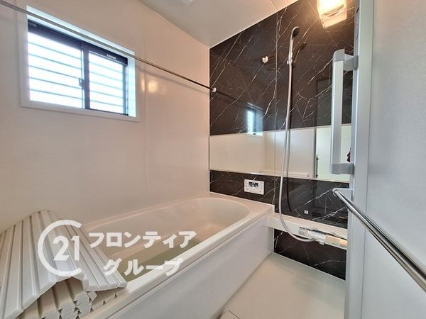 大津市下阪本２丁目の中古一戸建て