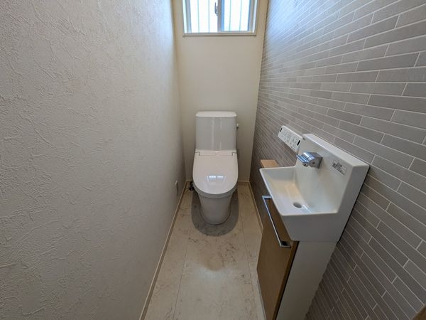 大津市月輪３丁目　新築一戸建て　２期　１号棟