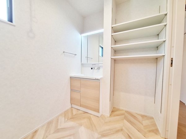 草津市西渋川２丁目の中古一戸建て