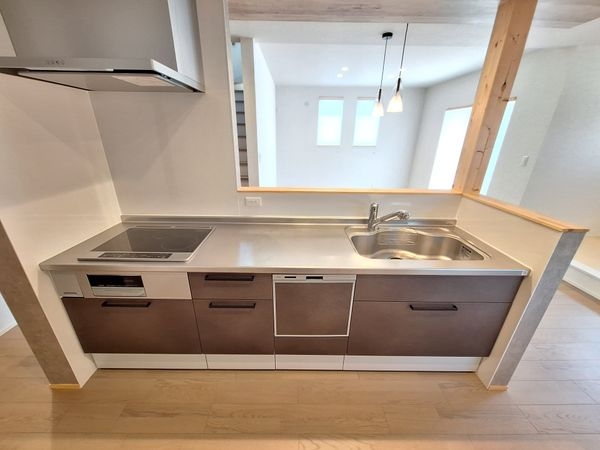 草津市西渋川２丁目の中古一戸建て