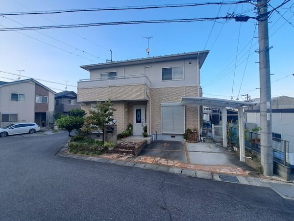栗東市岡の中古一戸建て