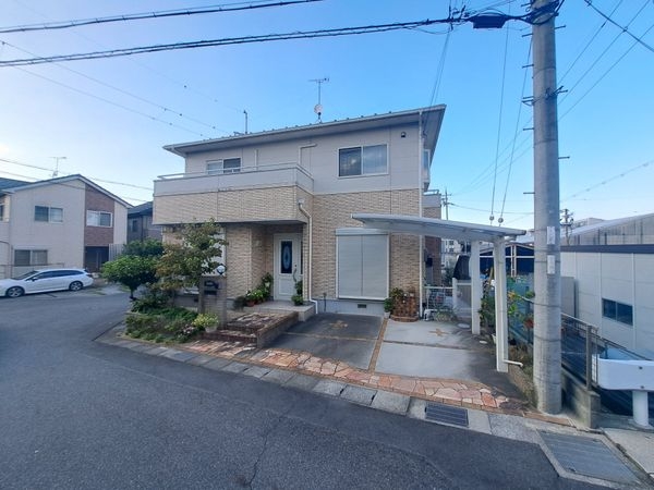 栗東市岡の中古一戸建て