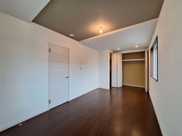 守山市川田町の中古一戸建て