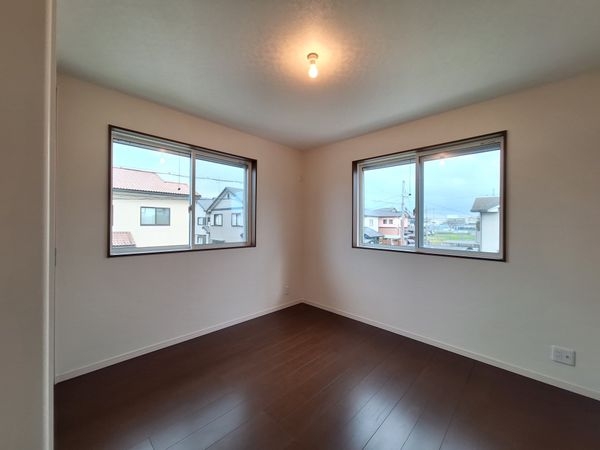 守山市川田町の中古一戸建て
