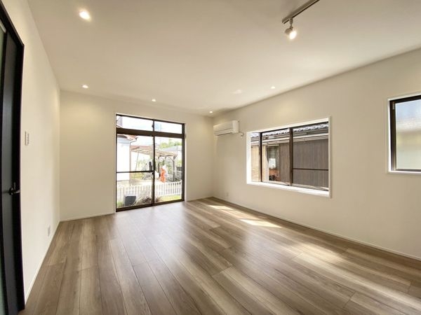 草津市東草津２丁目の中古一戸建て