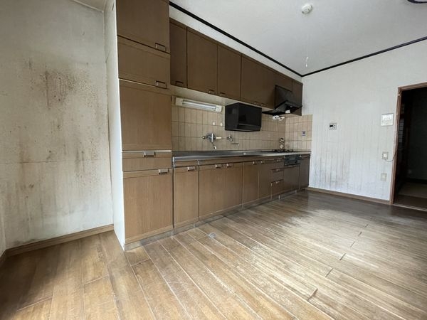 京都市山科区四ノ宮行者谷の中古一戸建て