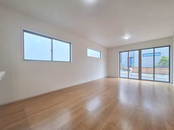 草津市野村４丁目　新築一戸建て　１期　１号棟
