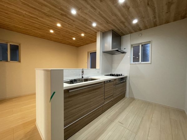 京都市山科区東野竹田　新築一戸建て