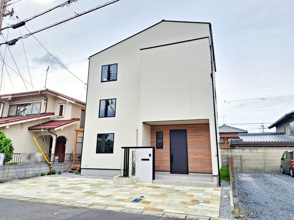 守山市吉身６丁目の中古一戸建て