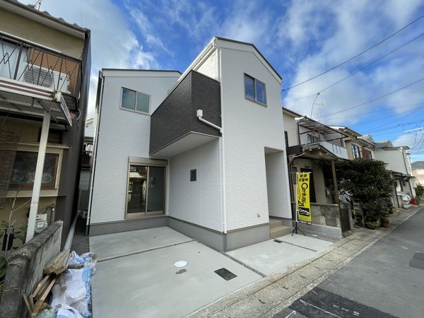 京都市山科区西野八幡田町　新築一戸建て