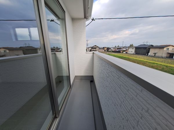 大津市下阪本１丁目　新築一戸建て　２期　２号地
