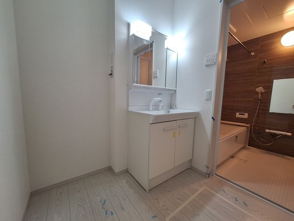 大津市下阪本１丁目　新築一戸建て　２期　２号地